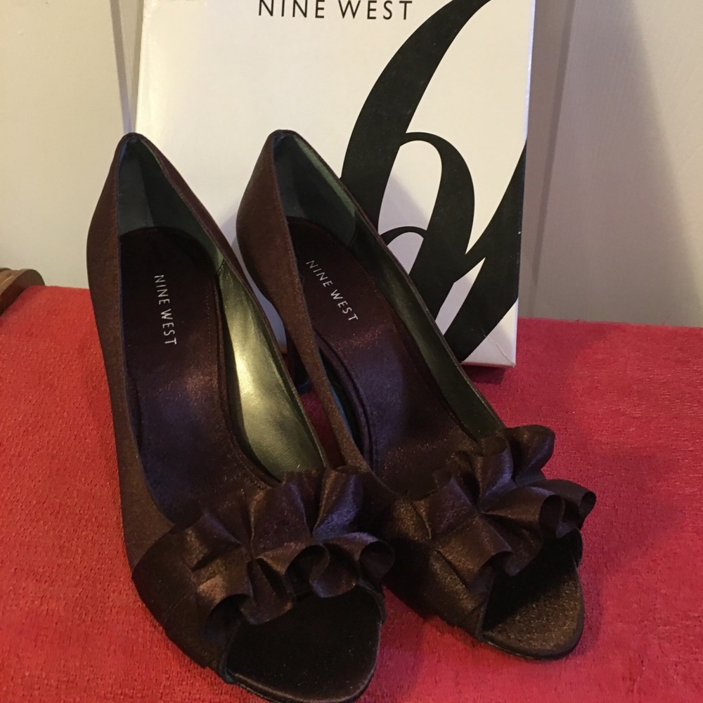 Brown satin peep toes low heels no platform